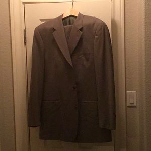 Men’s Alfani tan suit.
